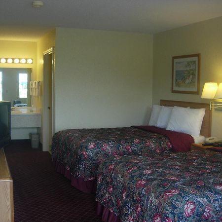 Western Inn & Suites Douglas Ngoại thất bức ảnh